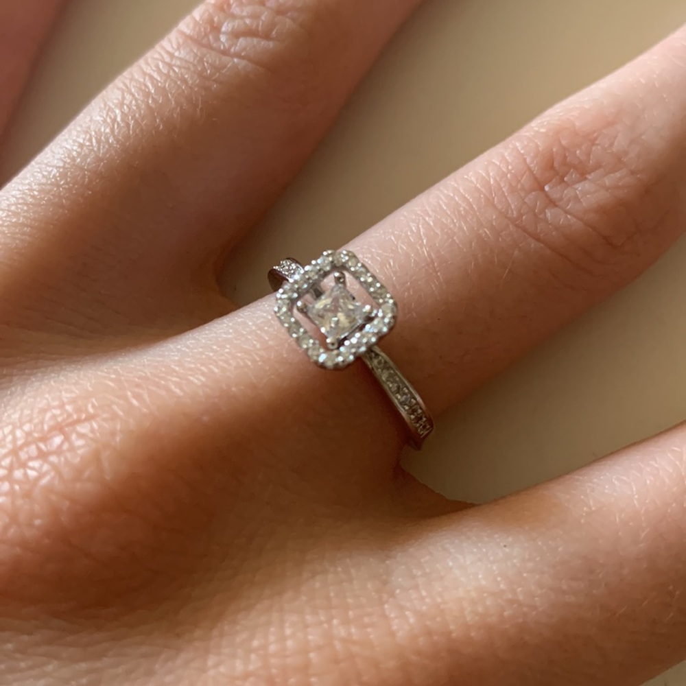 STERLING SILVER RING - Picture 2 of 2